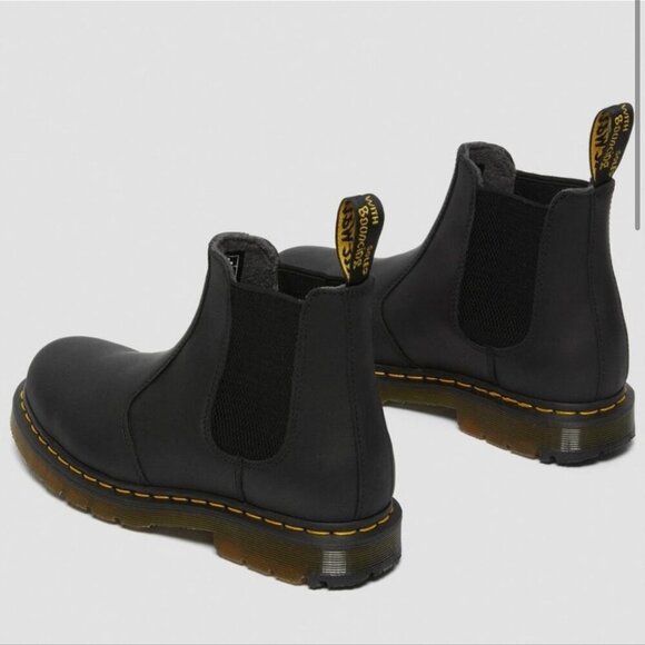 Dr. Martens Chelsea Boot Size 5 Women Black Streetwear - Picture 2 of 4